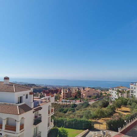 Sitio de Calahonda Elegant Apartment With Fantastic Views At The Top Of Calahonda מראה חיצוני תמונה