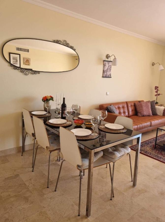 Sitio de Calahonda Elegant Apartment With Fantastic Views At The Top Of Calahonda מראה חיצוני תמונה