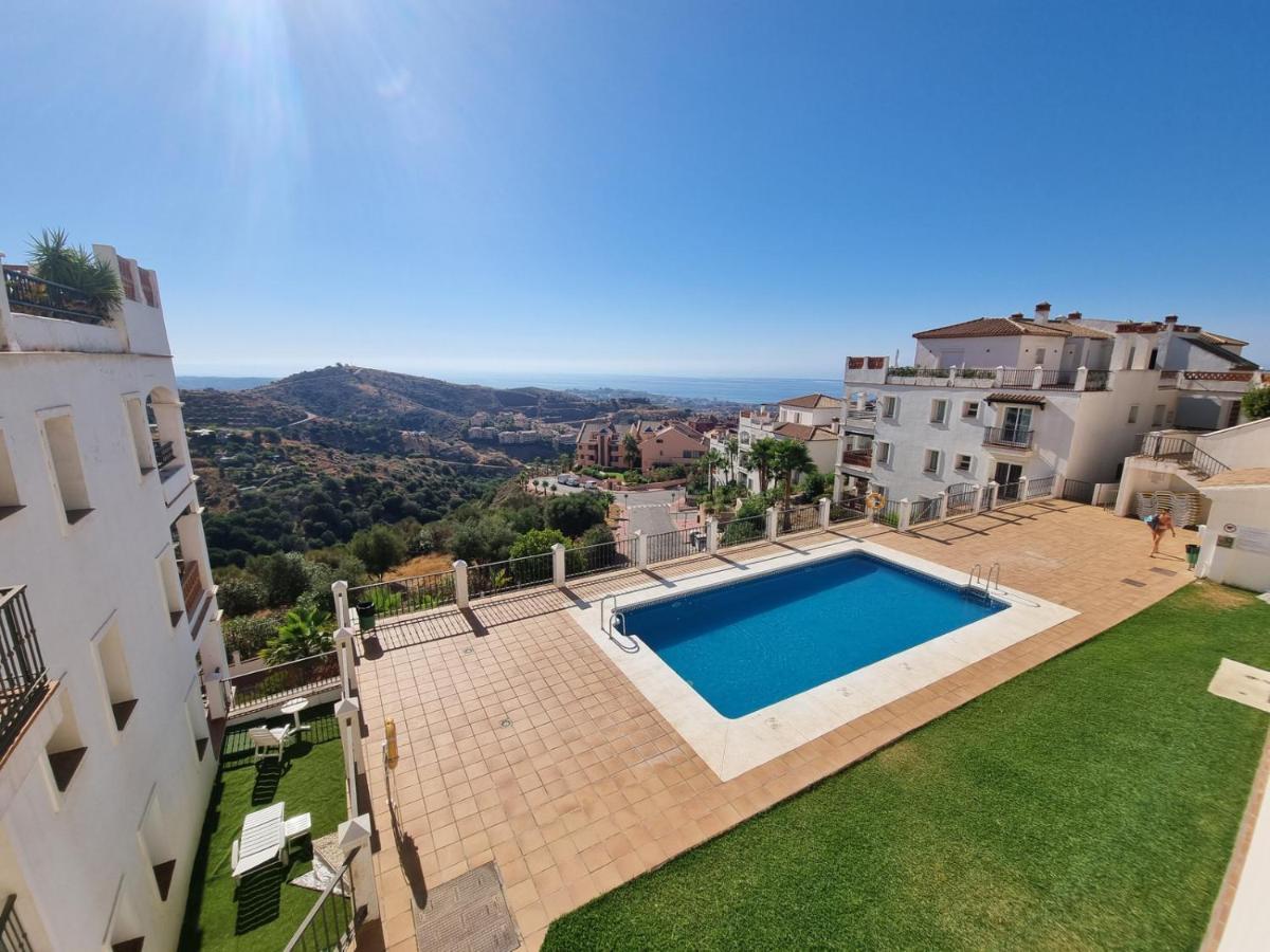Sitio de Calahonda Elegant Apartment With Fantastic Views At The Top Of Calahonda מראה חיצוני תמונה