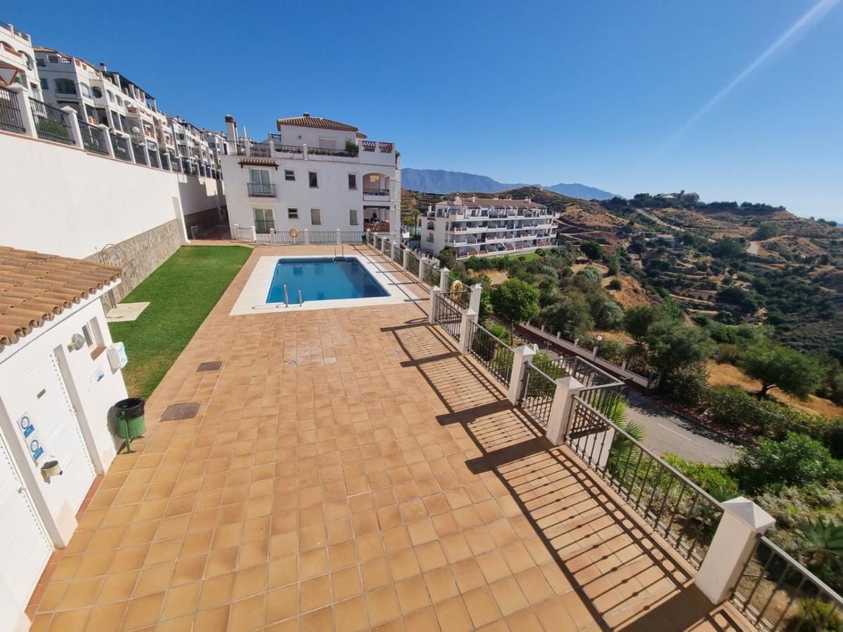 Sitio de Calahonda Elegant Apartment With Fantastic Views At The Top Of Calahonda מראה חיצוני תמונה