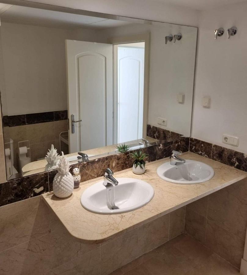 Sitio de Calahonda Elegant Apartment With Fantastic Views At The Top Of Calahonda מראה חיצוני תמונה