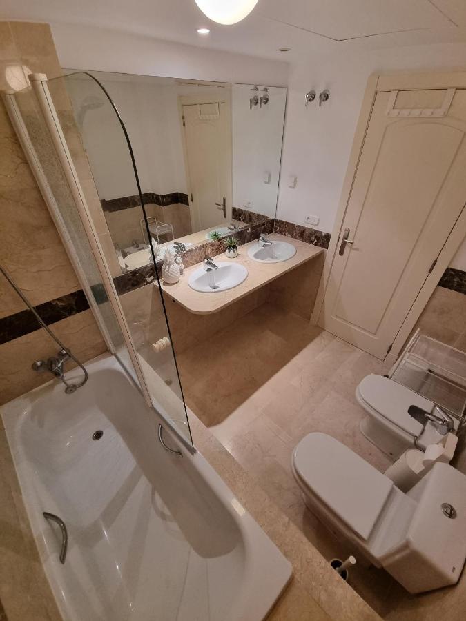 Sitio de Calahonda Elegant Apartment With Fantastic Views At The Top Of Calahonda מראה חיצוני תמונה