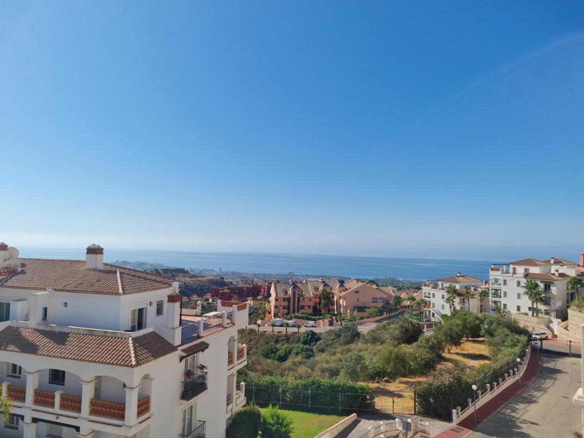 Sitio de Calahonda Elegant Apartment With Fantastic Views At The Top Of Calahonda מראה חיצוני תמונה